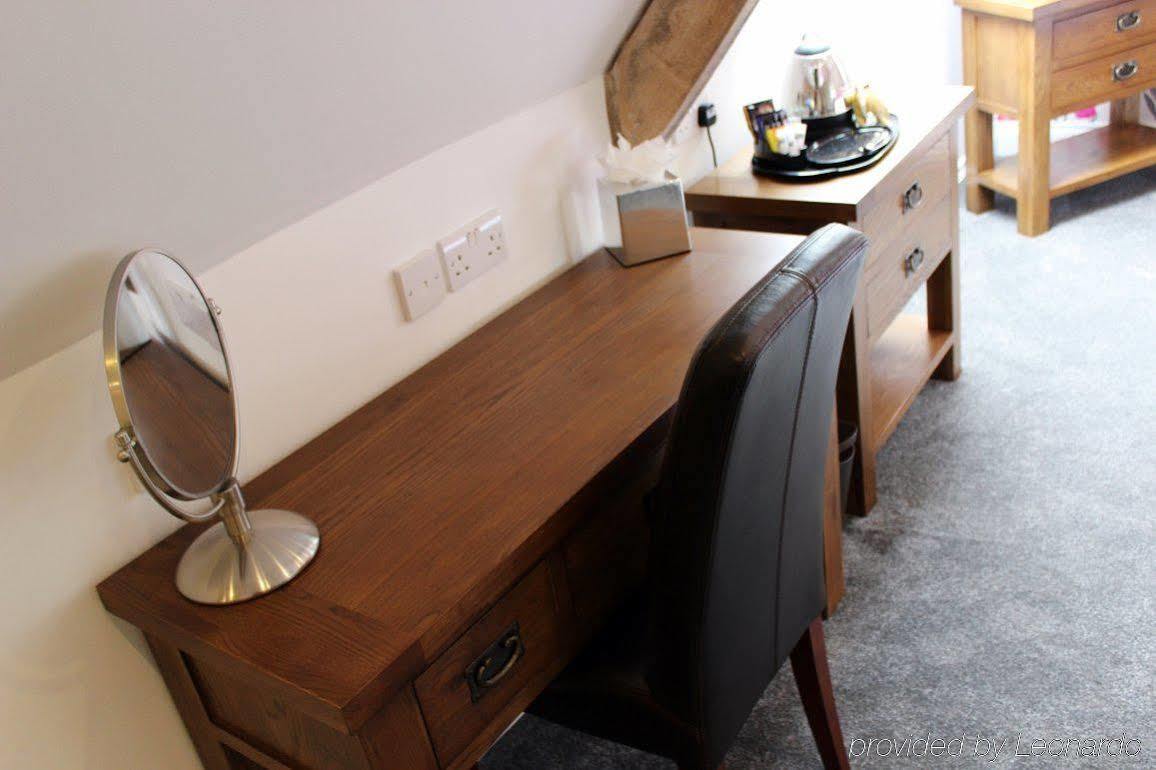 Kings Head Hotel North Elmham Экстерьер фото